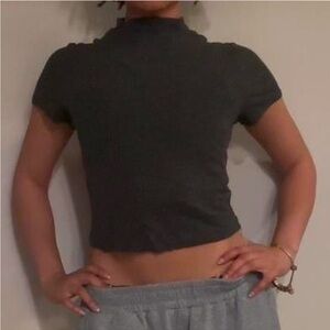 grey mock neck crop top <3